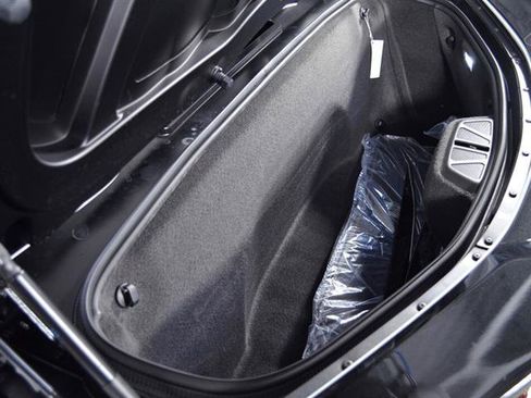 New 2025 Chevrolet Corvette E-Ray image 18