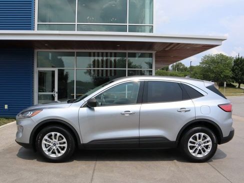 Used 2022 Ford Escape SE AWD/4WD image 6