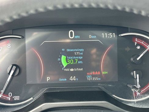 Used 2019 Toyota RAV4 Limited image 20