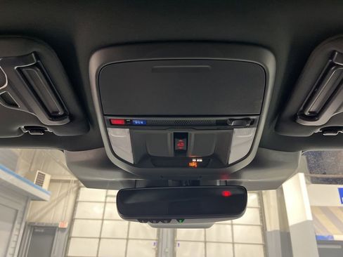 Used 2026 Subaru Forester Premium AWD/4WD image 28