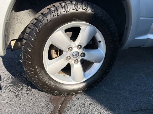 Used 2015 RAM 1500 Outdoorsman image 32