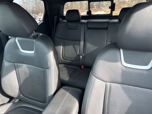 Used 2022 Hyundai Santa Cruz Limited image 36