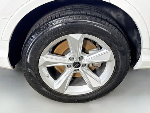 Used 2024 Audi Q7 2.0T Premium Plus AWD/4WD image 33
