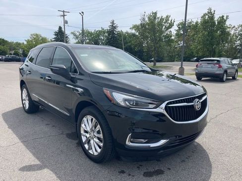 Used 2020 Buick Enclave Premium w/ Sun and Sites Package AWD/4WD image 13