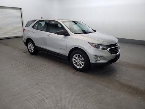 Used 2018 Chevrolet Equinox LS AWD/4WD image 11