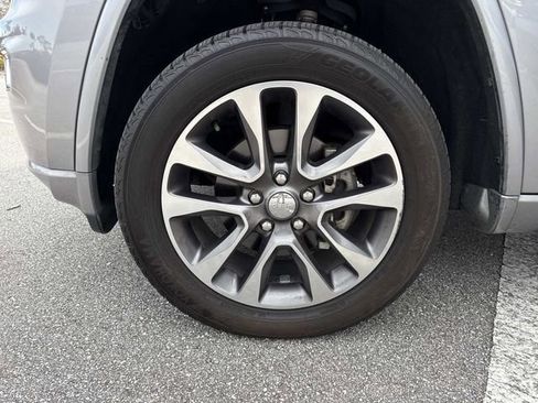 Used 2018 Jeep Grand Cherokee Overland image 35