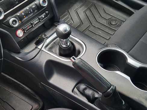 Used 2020 Ford Mustang GT RWD image 20