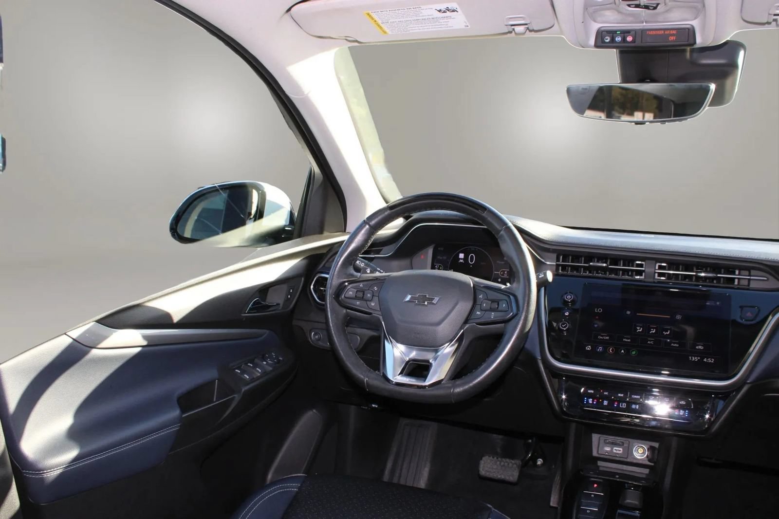 Used 2022 Chevrolet Bolt EUV Premier w/ Launch Edition FWD image 20