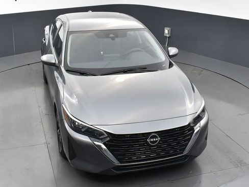 Used 2024 Nissan Sentra SV image 24