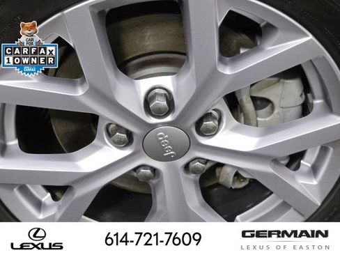 Used 2022 Jeep Grand Cherokee Limited image 14