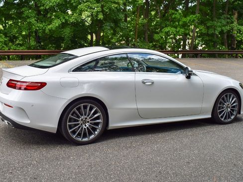 Used 2020 Mercedes-Benz E 450 Coupe w/ AMG Line image 8