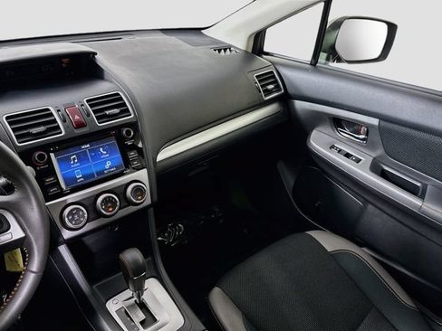 Used 2017 Subaru Crosstrek 2.0i Premium AWD/4WD image 22