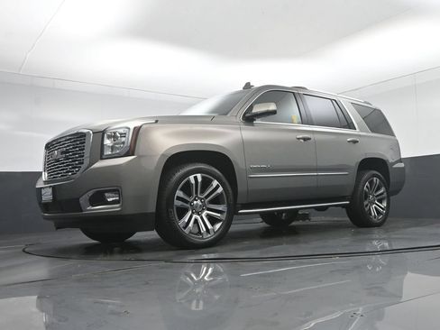 Used 2019 GMC Yukon Denali w/ Open Road Package AWD/4WD image 70