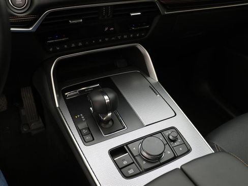 Certified 2025 MAZDA CX-70 3.3 Turbo w/ Premium Plus Pkg image 14