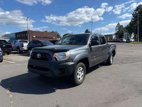 Used 2013 Toyota Tacoma 2WD Double Cab image 4