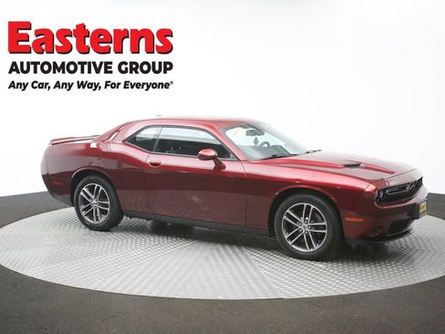 Used 2019 Dodge Challenger SXT AWD/4WD image 44