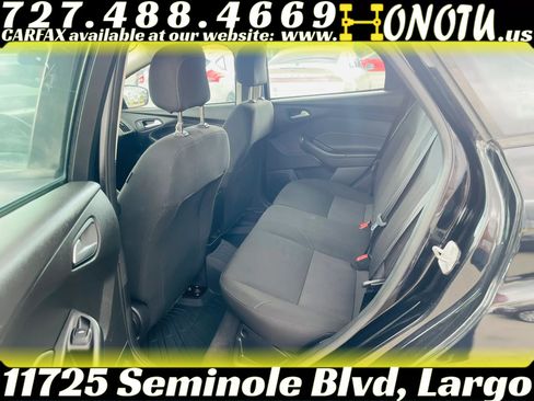 Used 2018 Ford Focus SE FWD image 12