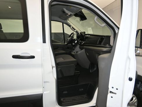 Used 2024 Ford Transit 350 XLT RWD image 25