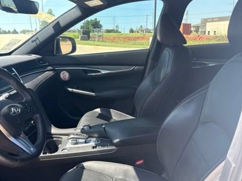Used 2023 INFINITI QX50 Sport AWD/4WD image 9