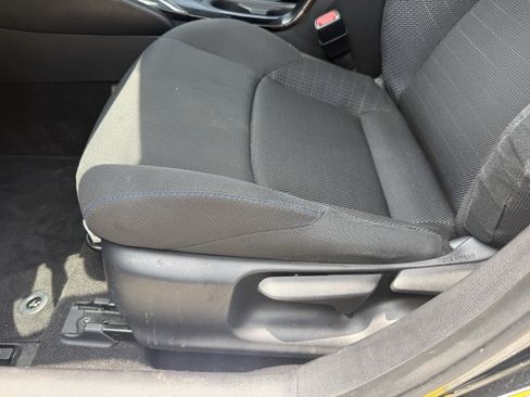 Used 2021 Toyota Corolla SE FWD image 28
