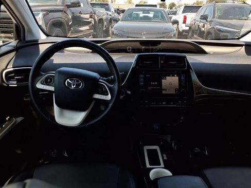 Used 2016 Toyota Prius Three Touring w/ Preferred Accessory Package FWD image 19