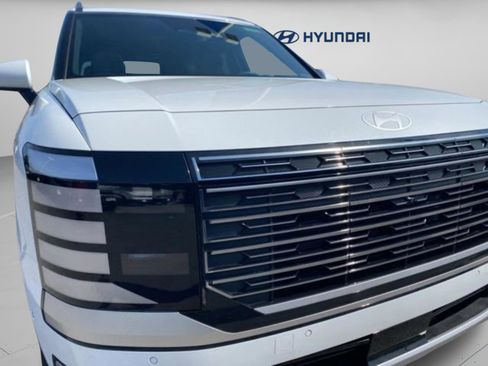 Certified 2026 Hyundai Palisade Calligraphy FWD image 42