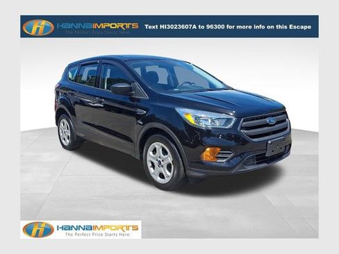 Used 2017 Ford Escape S FWD image 1