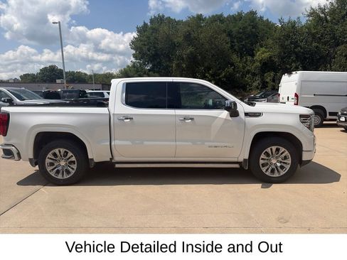 Used 2022 GMC Sierra 1500 Denali AWD/4WD image 7