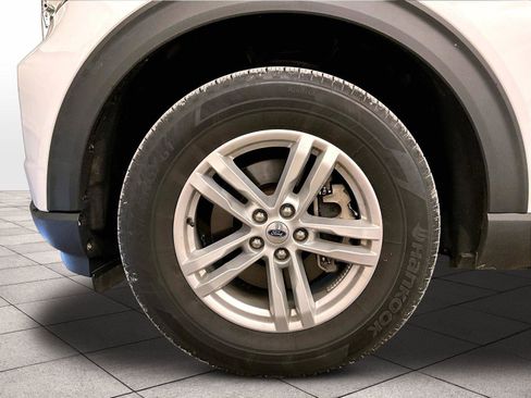 Used 2022 Ford Explorer 4WD image 8