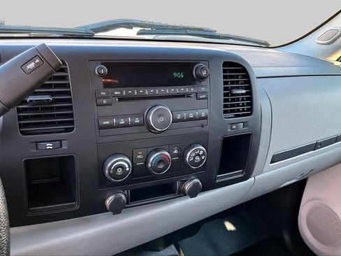 Used 2009 Chevrolet Silverado 1500 W/T w/ LS Package RWD image 28