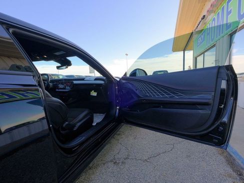 Used 2025 Dodge Charger R/T w/ Quick Order Package 25M R/T image 11