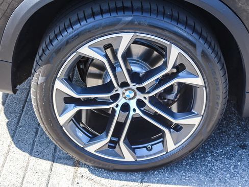 Certified 2023 BMW X5 sDrive40i w/ Premium Package image 8