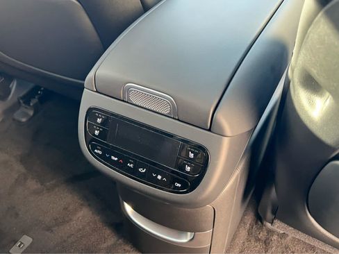 New 2026 Hyundai Ioniq 9 Limited AWD/4WD image 25