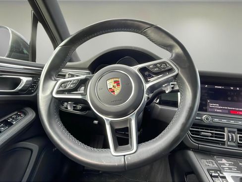Used 2021 Porsche Macan S image 11