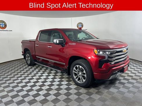 Used 2022 Chevrolet Silverado 1500 High Country w/ Technology Package AWD/4WD image 16