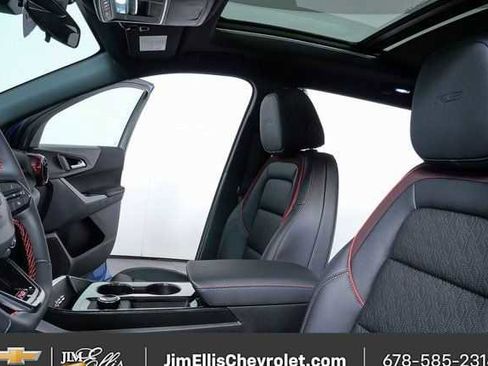 New 2026 Chevrolet Equinox RS w/ LPO, Floor Liner Package FWD image 5