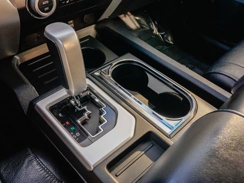 Used 2014 Toyota Tundra Limited w/ Limited Premium Package image 19