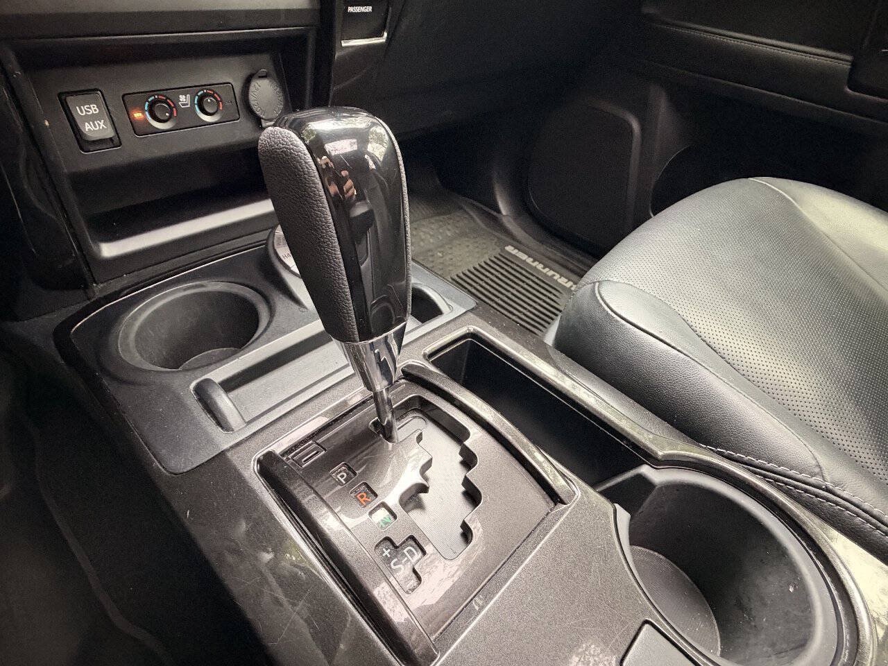 Used 2019 Toyota 4Runner Limited AWD/4WD image 18