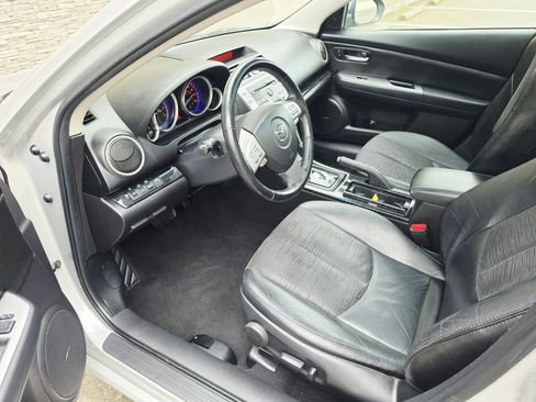 Used 2009 MAZDA MAZDA6 i Touring w/ Moonroof & Bose Pkg FWD image 9