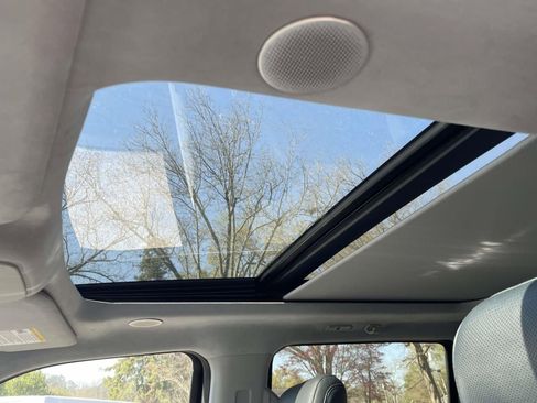 Used 2023 Ford F150 Limited image 19