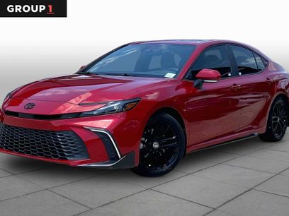 Used 2025 Toyota Camry SE w/ Convenience Package