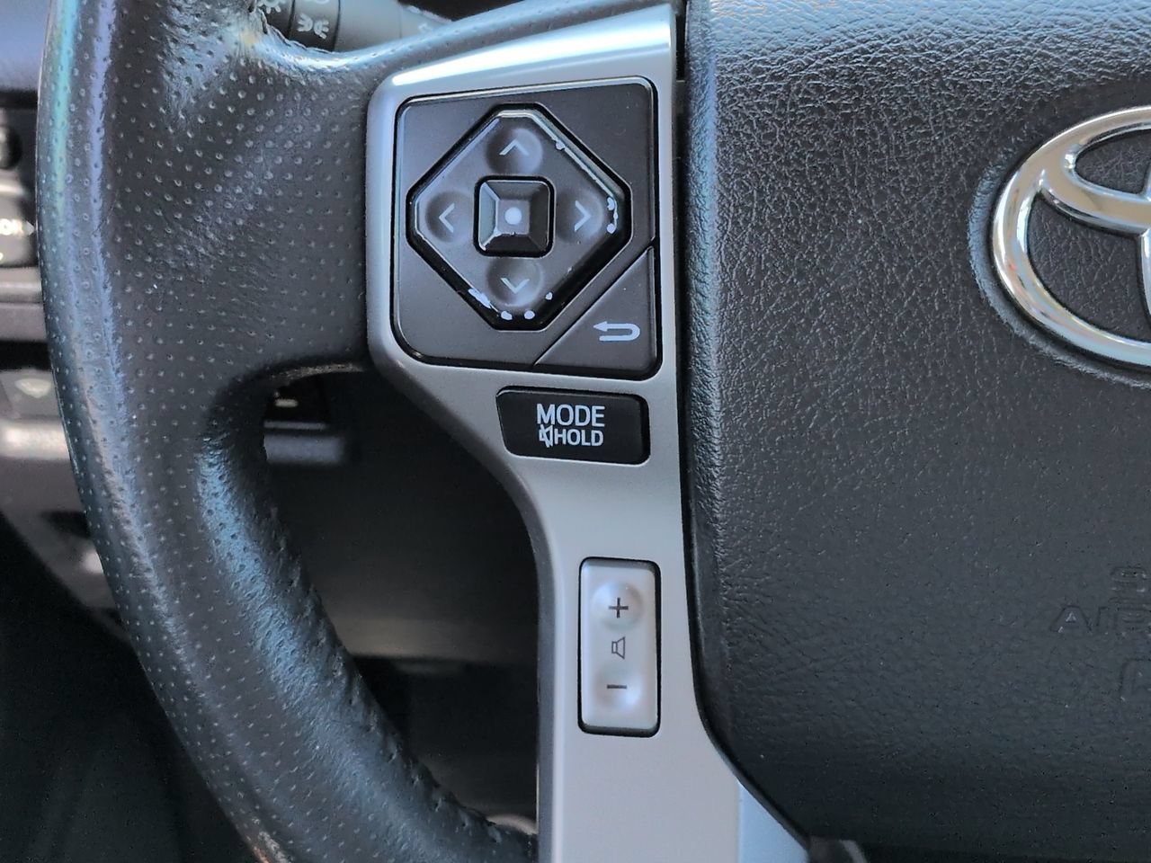 Used 2017 Toyota 4Runner SR5 Premium RWD image 26