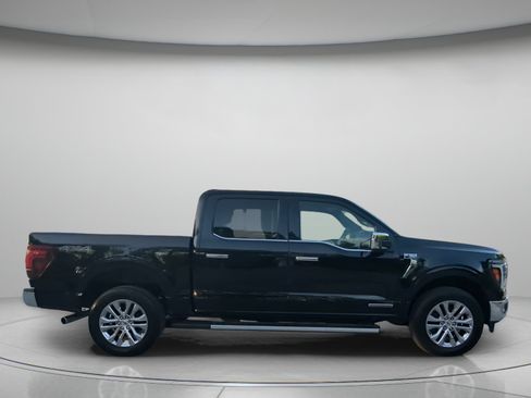 Certified 2024 Ford F150 Lariat w/ Equipment Group 502A High AWD/4WD image 31
