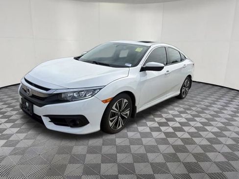 Used 2018 Honda Civic EX-T image 12