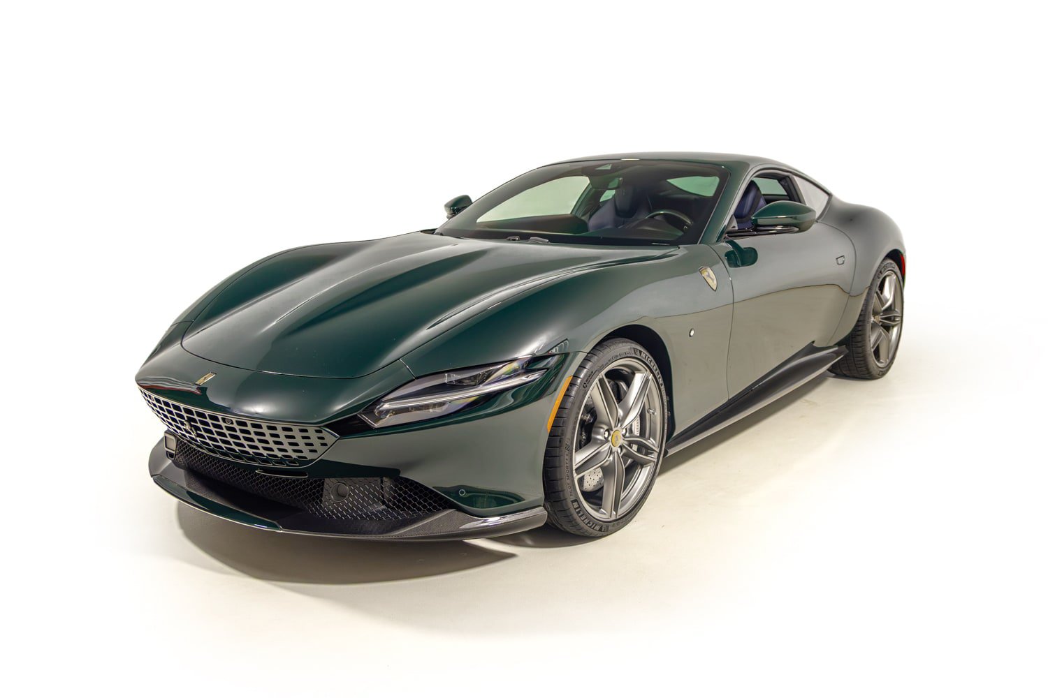 Used 2021 Ferrari Roma RWD image 2