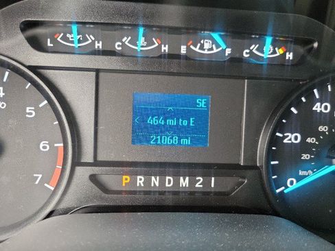 Used 2022 Ford F250 XL w/ Power Equipment Group AWD/4WD image 8