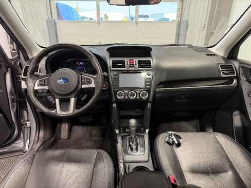 Used 2017 Subaru Forester 2.5i Touring image 10