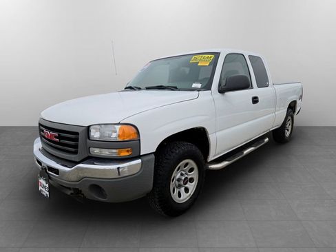 Used 2005 GMC Sierra 1500 W/T w/ Light Duty Power Package image 8