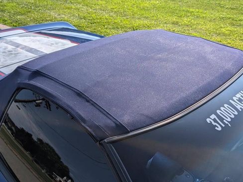 Used 2004 Chevrolet Corvette Convertible w/ Preferred Equipment Group image 17