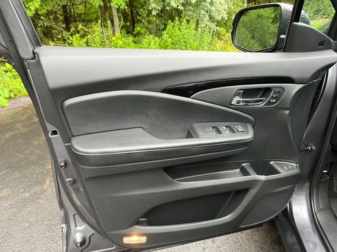 Used 2019 Honda Passport Touring image 11